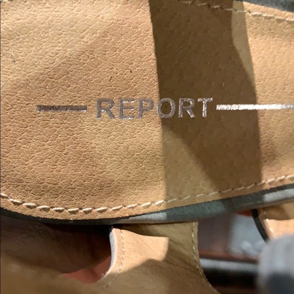 Sandals - Picture 6 of 7